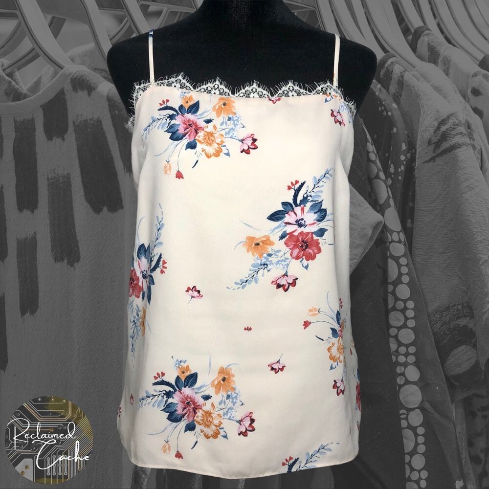 Socialite IVYTEAL Lace Trim Camisole - Size Small